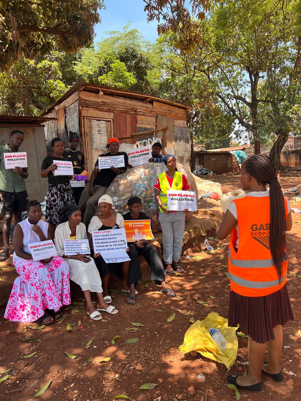 Community talk on plastic pollution